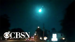 Large green meteor streaks through sky over Florida Georgia [upl. by Litman]