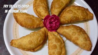 కజ్జికాయలు తయారీ విధానం  Kajjikayalu Recipe In Telugu  Rava Karjikai SweetSooji Gujiya Karanji [upl. by Teria]