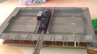 Minitrix Transfer Table N Scale [upl. by Yerffoeg]