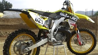 2018 Suzuki RM250 2 Stroke  Suzuki RM250TS  Dirt Bike Magazine [upl. by Reggie943]