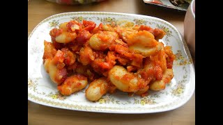 Gigantes Plaki Greek Stewed Giant Beans [upl. by Oirretna]