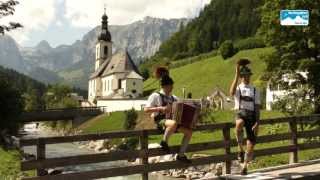 Schuhplattler im Berchtesgadener Land Tradition und Brauchtum in Bayern [upl. by Yumuk]