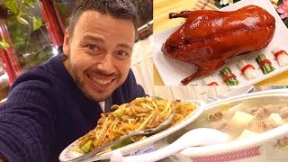 Je mange le VRAI CANARD LAQUÉ PÉKINOIS pour le NOUVEL AN CHINOIS  VLOG 949 [upl. by Wera809]