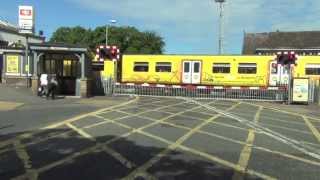 Birkdale Level Crossing [upl. by Mcbride]