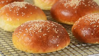 Soft Dinner Rolls Recipe Demonstration  Joyofbakingcom [upl. by Jerrold]