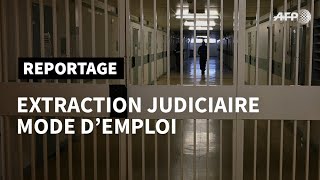 De la prison au tribunal comment est escorté un détenu  AFP News [upl. by Ohs271]