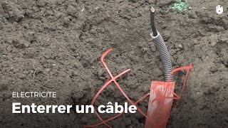 Comment enterrer un câble électrique  Électricité [upl. by Herwig]