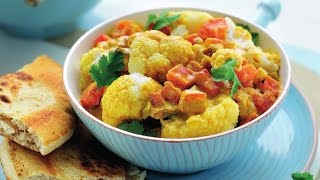 Veggie  Indische bloemkoolcurry [upl. by Eilra]