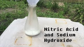 Reaction of Nitric Acid and Sodium Hydroxide [upl. by Boniface]