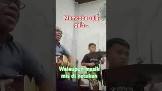 Mencoba lagu Kingkong Adulam Musik [upl. by Aural]